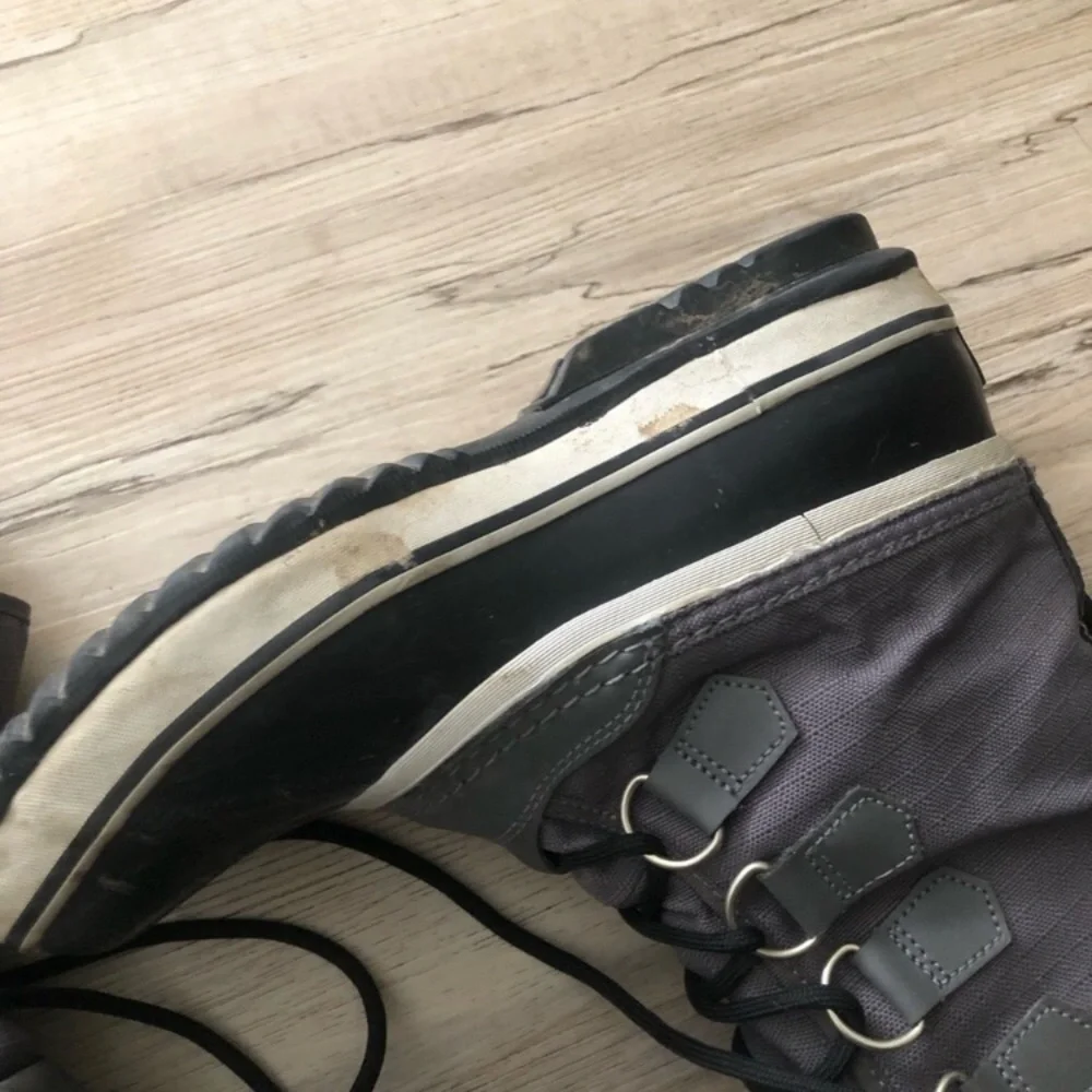 Sorel Black and Gray Boots with Shearling Trim - Picture 6 of 11